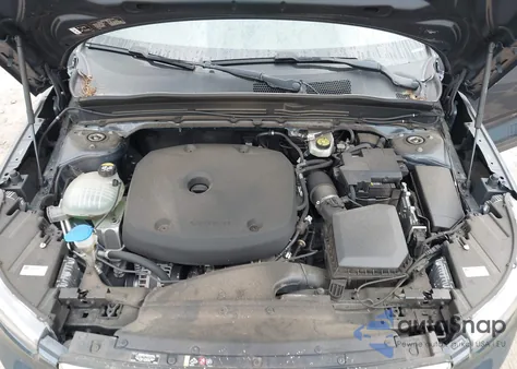 2021 Volvo Xc40 T5 Momentum из США, поврежденный, VIN YV4162UK0M2469977